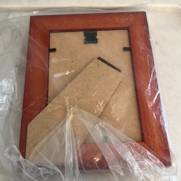 Home Decor Classic Picture Frame - Picture 5 of 6